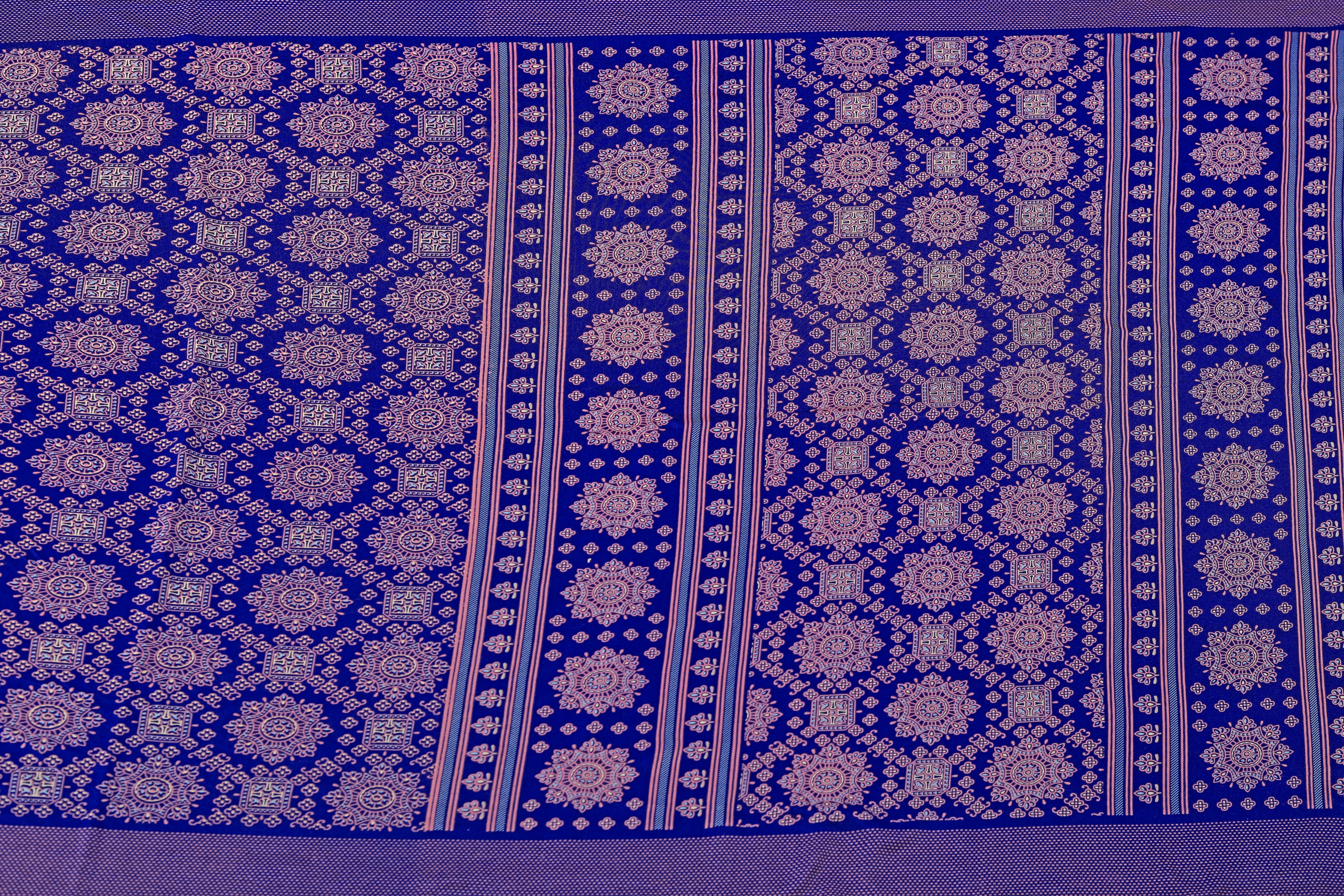 color_royal blue