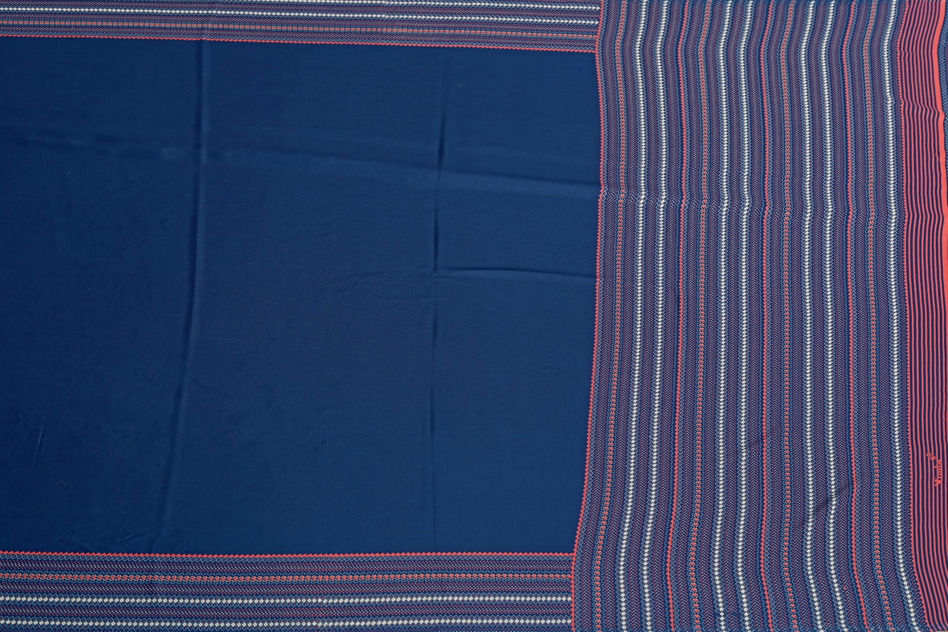 color_dark blue